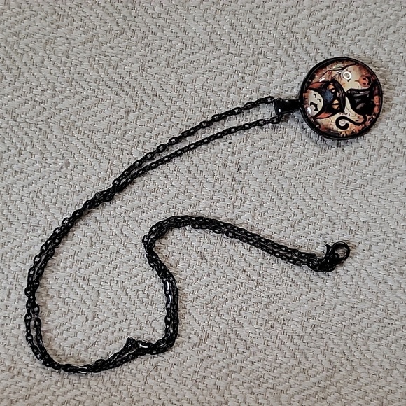 Black Cat Halloween Pendant Necklace - Picture 5 of 7